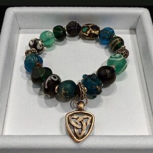 Vintage Handmade Green Glass Beaded Stretchable Boho Celtic Charm Bracelet
